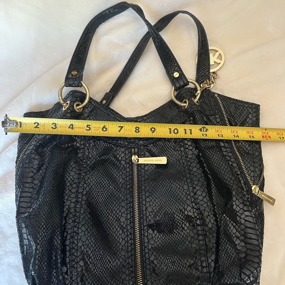 Michael Kors Black Faux Snake Skin Shoulder Bag - Picture 6 of 13